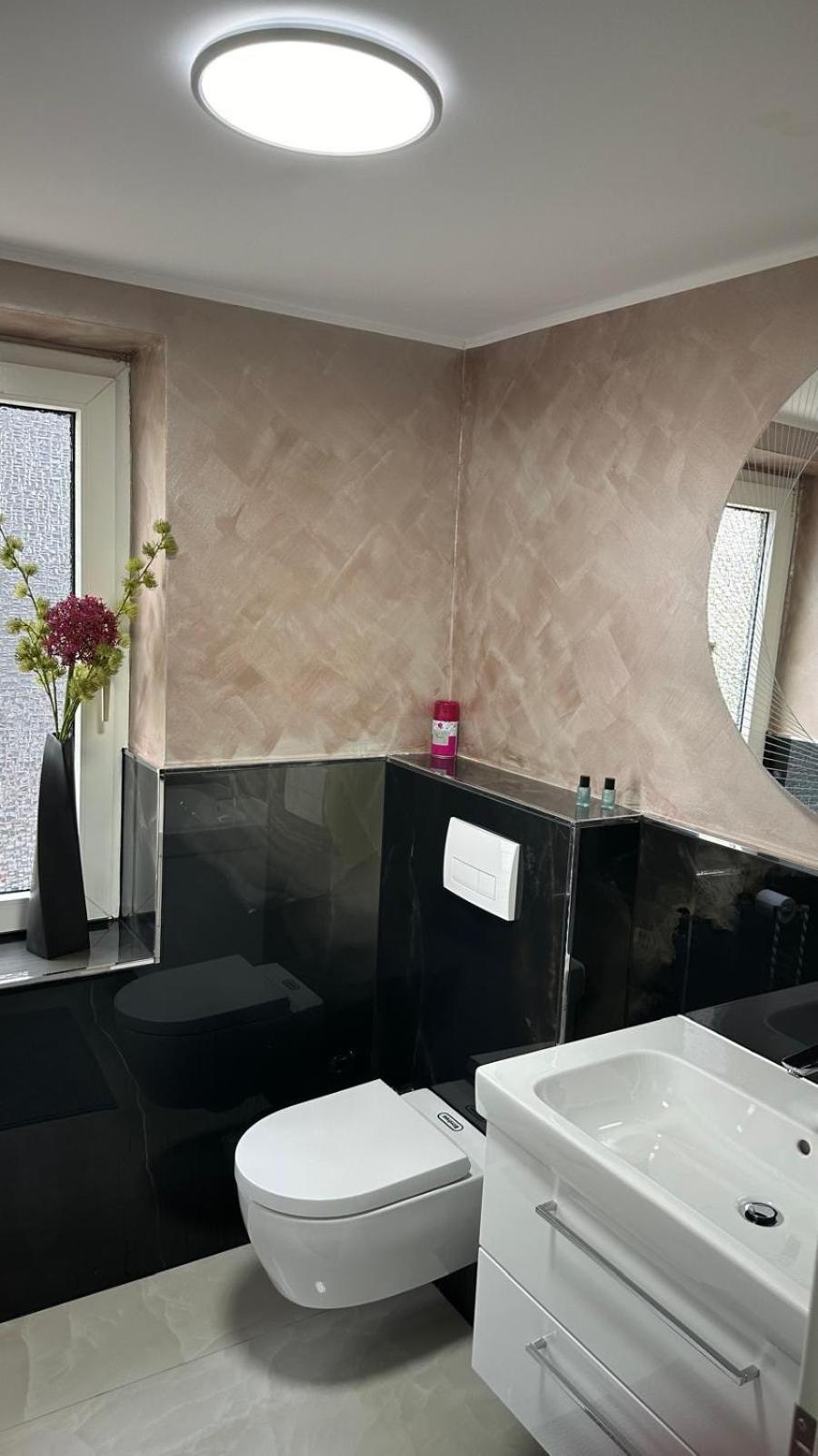 Ferienwohnung Spa Delluxe เอสเซน ภายนอก รูปภาพ