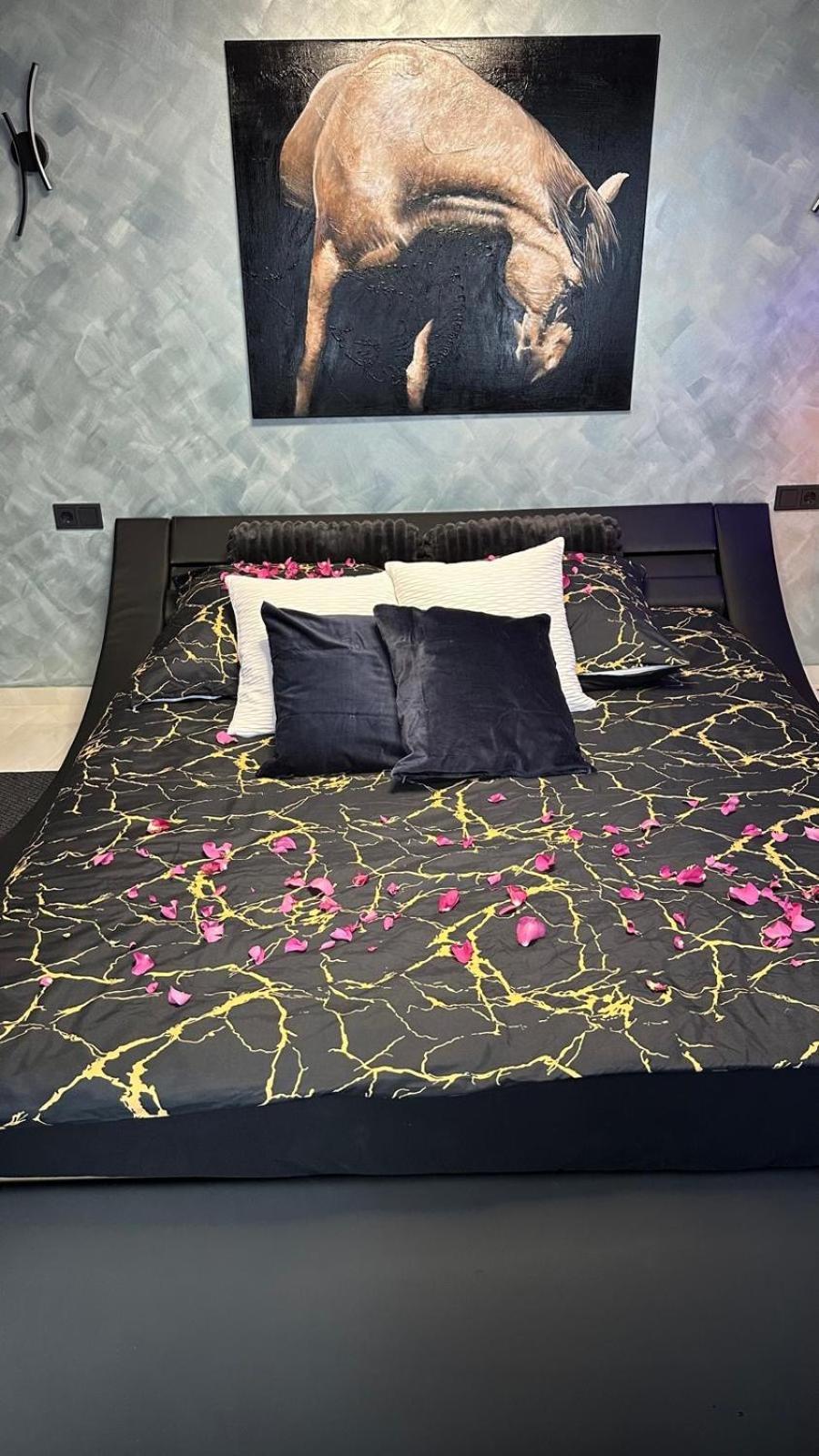 Ferienwohnung Spa Delluxe เอสเซน ภายนอก รูปภาพ